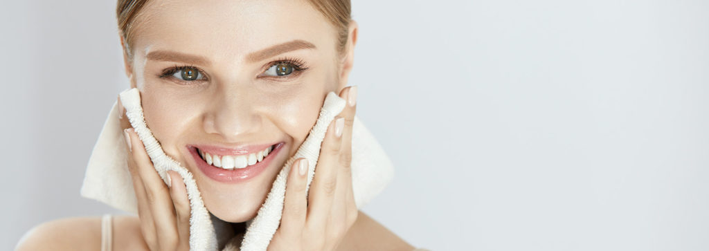 Benefits of Getting a Monthly Facial